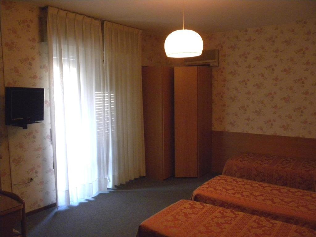 Hotel Rosengarten Pavia Pokoj fotografie